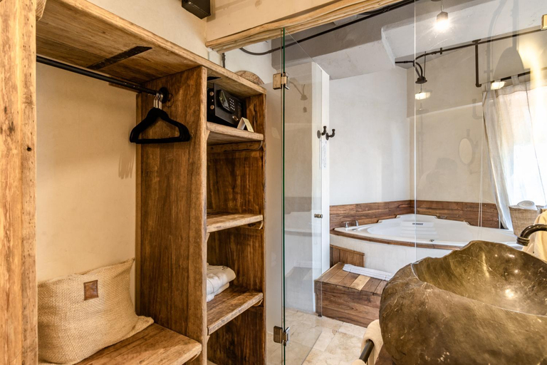 Bedroom 2, Caribbean Paradise Hotel Boutique & Spa by Paradise Hotels - 5th Av Playa del Carmen, Cozumel
