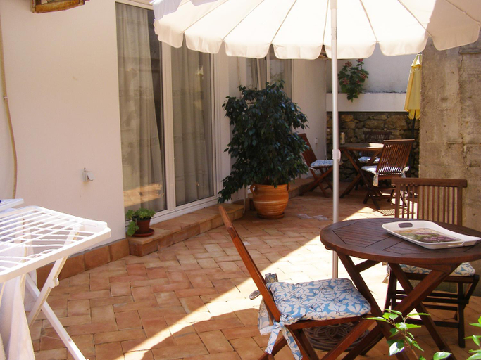 Others 4, Palastura Apartments