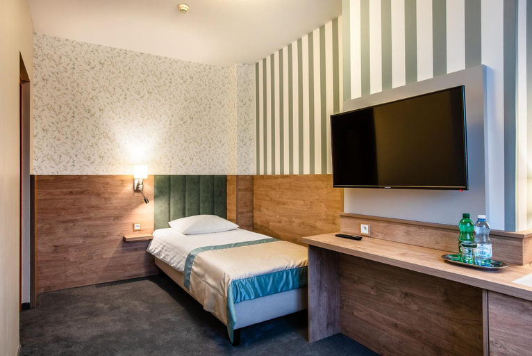Bedroom 9