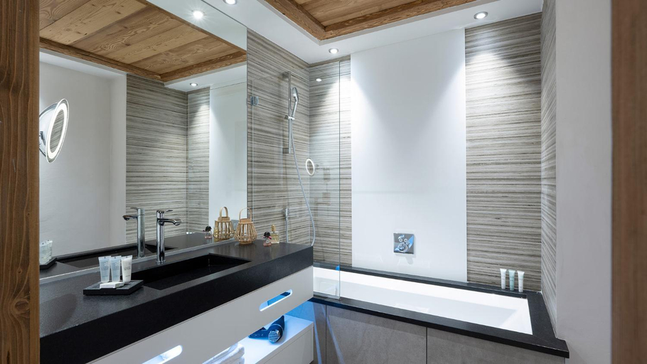 Bathroom 2, MGM Hotels & Residences - Residence Alexane, Haute-Savoie