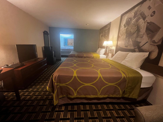 Bedroom 8