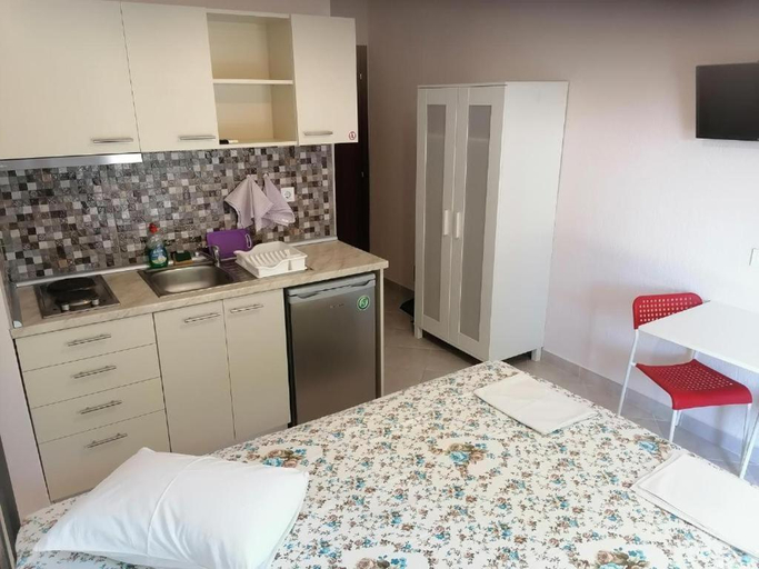 Bedroom 2, KALIPSO STUDIOS, Central Macedonia