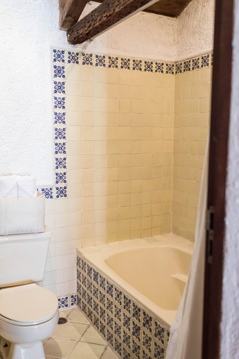 Bathroom 4, Cacao Boutique Hotel, Antigua Guatemala