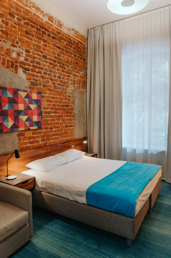 Bedroom 12