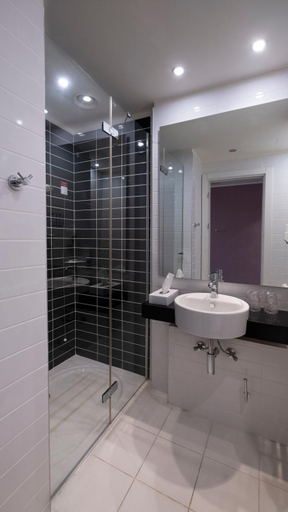 Bathroom 5, FEZ INN Hotel, Bayrampaşa