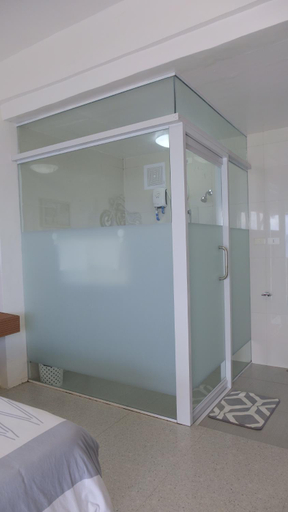 Bathroom 3, Jelly Sea Resort, Maria