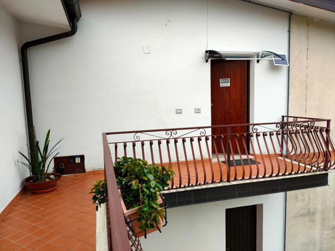 Others 5, casa Libeccio superior class private parking, Salerno