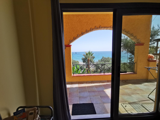 Others 4, Pelekas Beach Apartments Rolling Stone, Ionian Islands