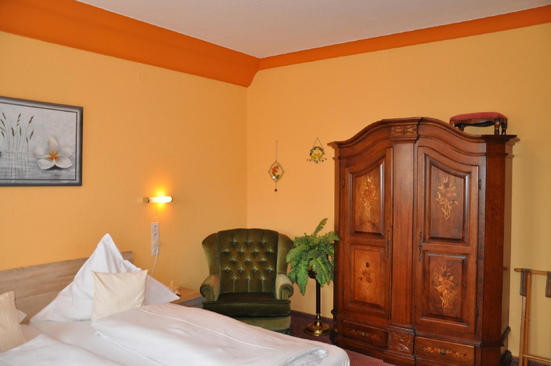Others 4, Pension Haus Gertrud, Donau-Ries