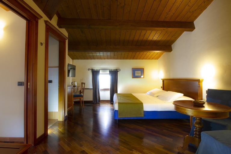 Bedroom 2, Relais La Corte di Bettona Hotel, Perugia