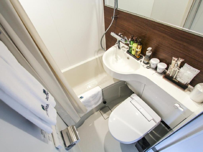 Bathroom 4, HOTEL LiVEMAX Kyoto Kamogawamae, Kyoto