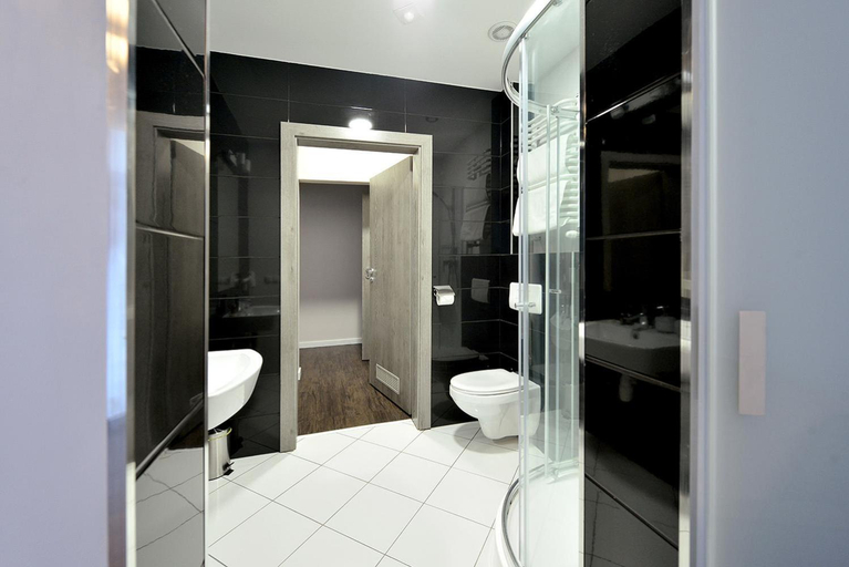 Bathroom 4, Nova Stodola, Częstochowa