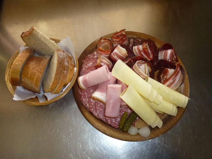 Food & Drinks 5, Hotel Waldrand, Frutigen