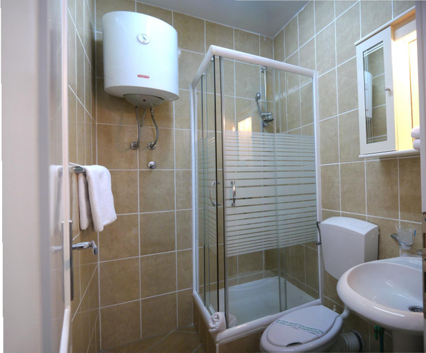Bathroom 3, Apartments Villa Kukoljac