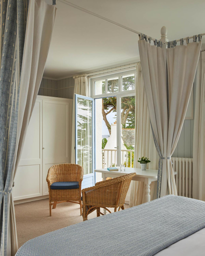 Bedroom 3, Grand Hotel Des Bains, Finistère