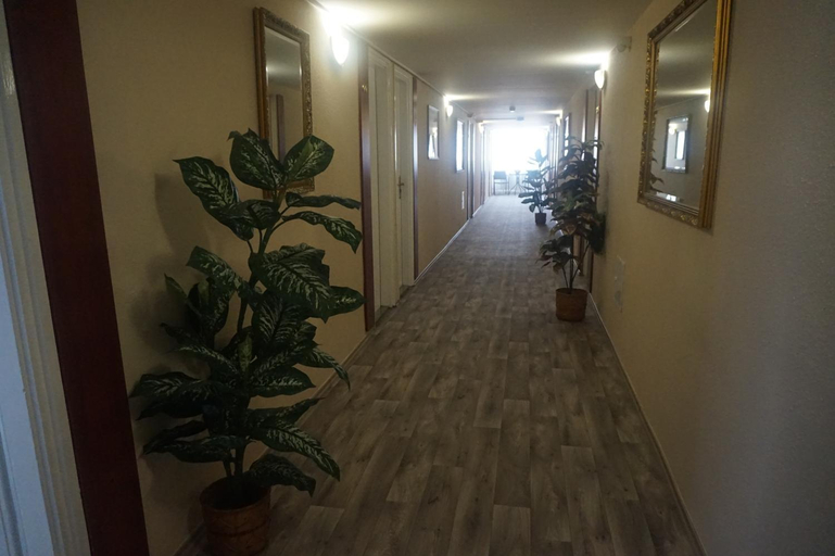 Others 5, Hotel Ajka Uzlethaz Panzio Ajka, Ajka
