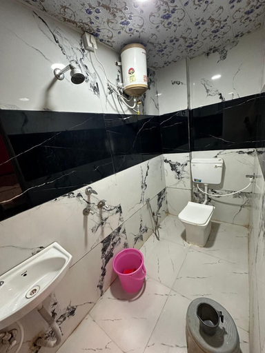 Bathroom 3, Hotel Gurukripa Guest House, Ujjain