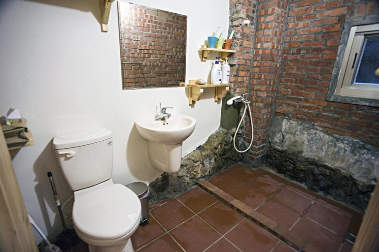 Bathroom 2, Shabby Home 28, New Taipei City