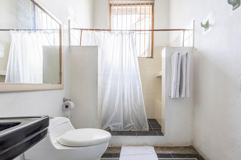Bathroom 3, Casa Real Del Cabrero by Soho, Cartagena de Indias