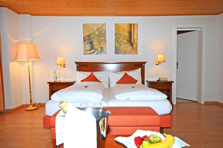 Bedroom 3, Belle Epoque Hotel Victoria, Frutigen