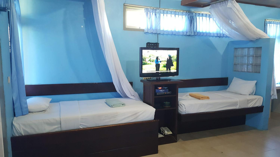 Bedroom 27