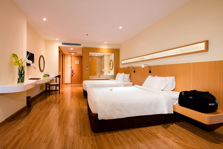 Starcity Nha Trang Hotel - Tap to explore photos