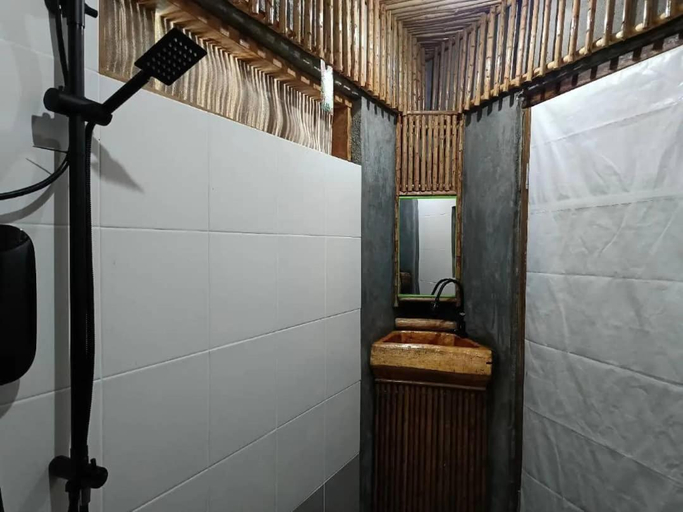 Bathroom 5, Cahaya Wooden Studio, Langkawi