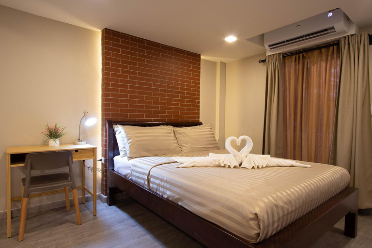 Bedroom 6