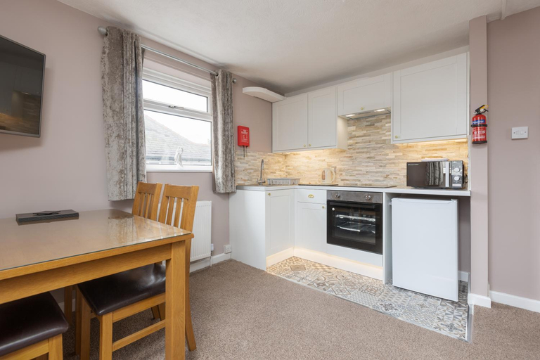 Others 5, Beachcliffe Holiday Apartments, Blackpool