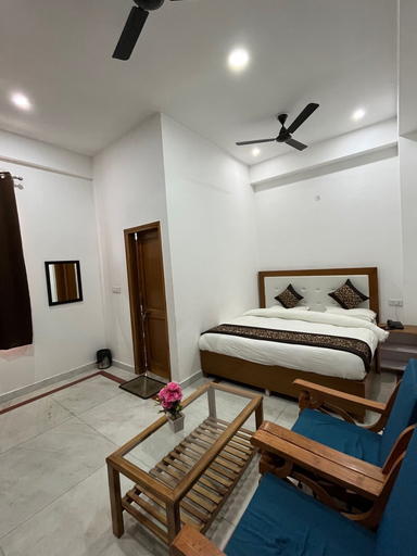 Bedroom 4, SRH HOTEL, Gautam Buddha Nagar