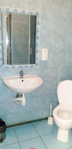 Bathroom 2, ETNA - Hostel -Noclegi 24h Rzeszow 24 Pokoje -PARKING-, Rzeszów City