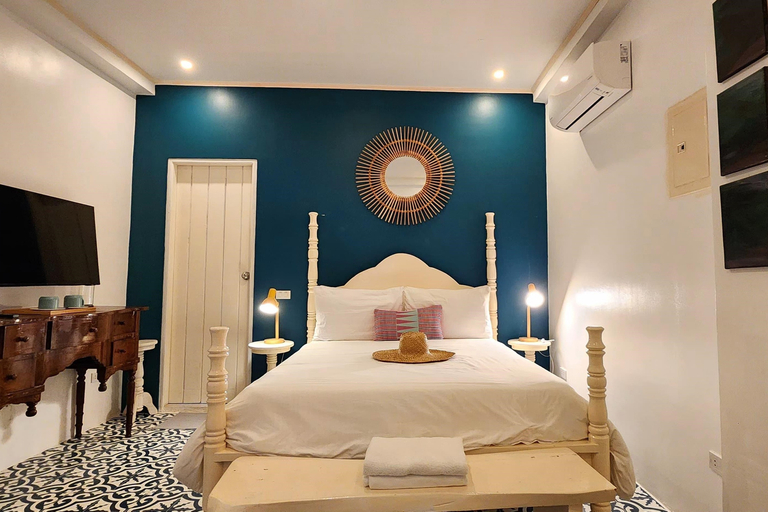 Sirom Beach House Room Type - Teal
