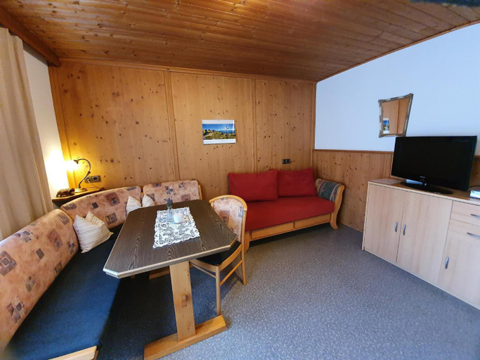 Others 5, Apartment Rauch, Schwaz