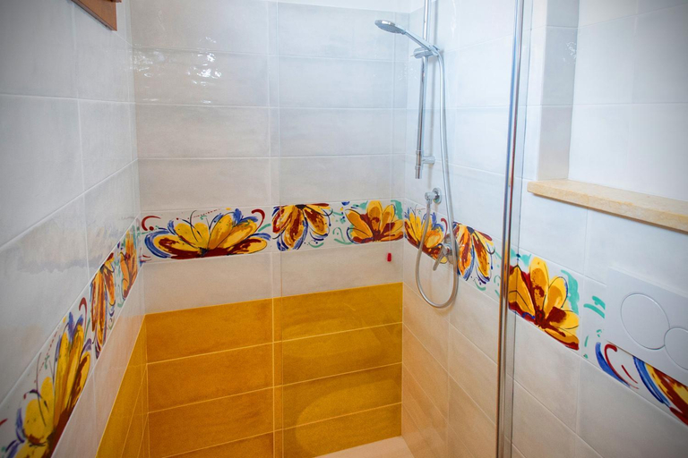 Bathroom 3, Holiday Room Sa Tebia, Oristano