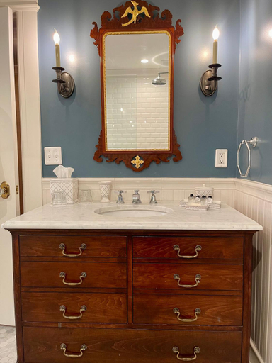 Bathroom 2, Hannum House, Onondaga