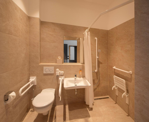 Bathroom 4, MiDoma, Self Check-In Hotel, Hannover Messe, Region Hannover