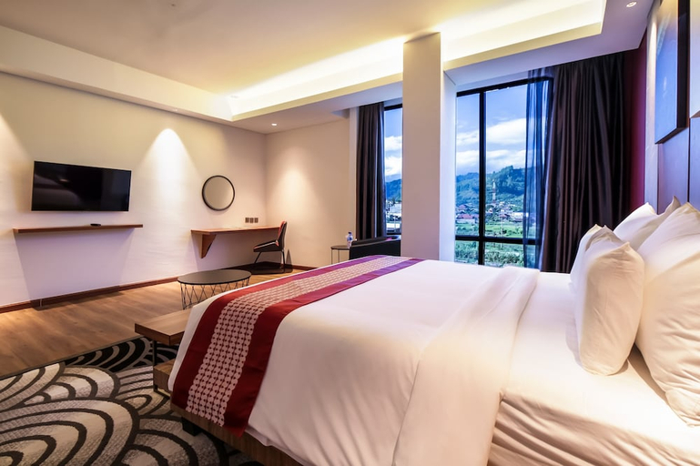 Bedroom 2, Gayo Petro Hotel Takengon, Central Aceh