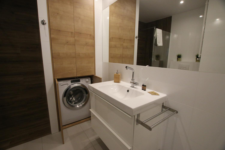 Bathroom 3, Browar Lubicz Residence - Official Aparthotel, Kraków City