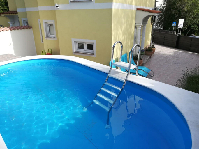 Sport & Beauty, Villa in Croatia near Beach with Pool, Crikvenica