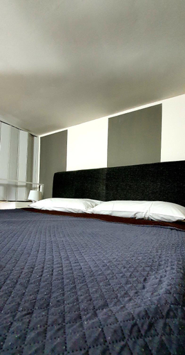 Others 5, room n.23, Taranto