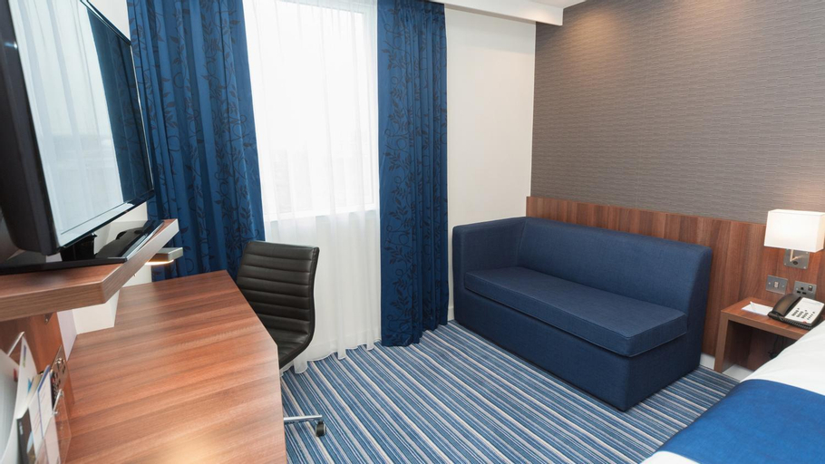 Bedroom 21