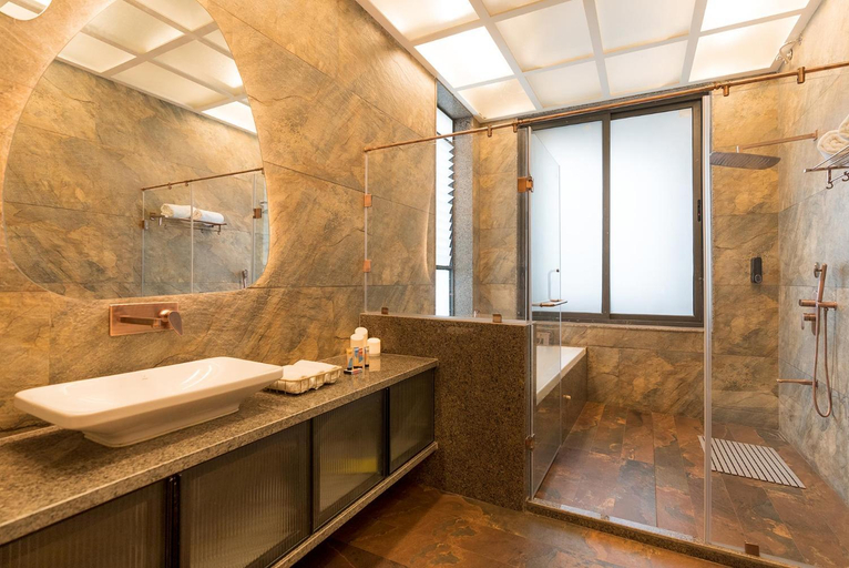 Bathroom 4, StayVista at Pearl Lakeview Mansion, Nashik