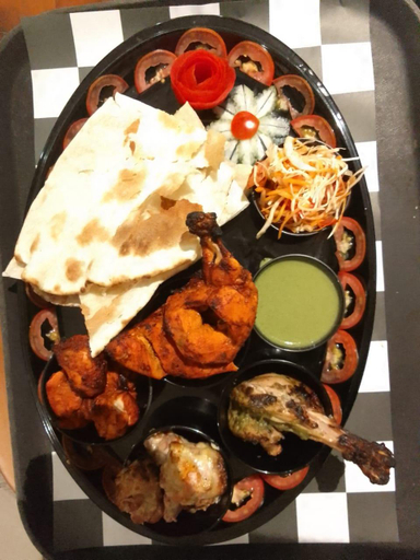 Food & Drinks 5, The Trios Hotel, Ernakulam