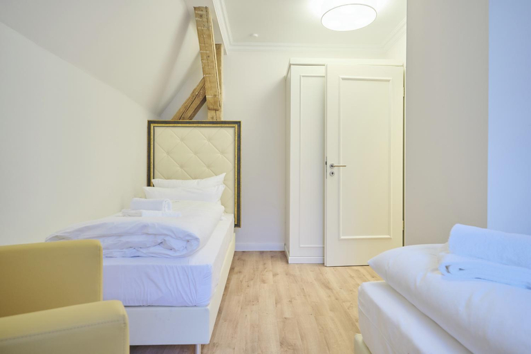 Bedroom 12