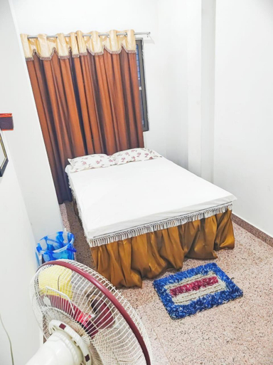 Others 4, Dhanwantari nivas, Varanasi