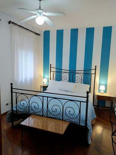 Others 4, B&B Porta Marina, Macerata
