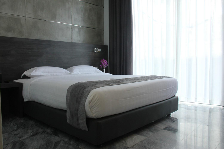 Bedroom 18