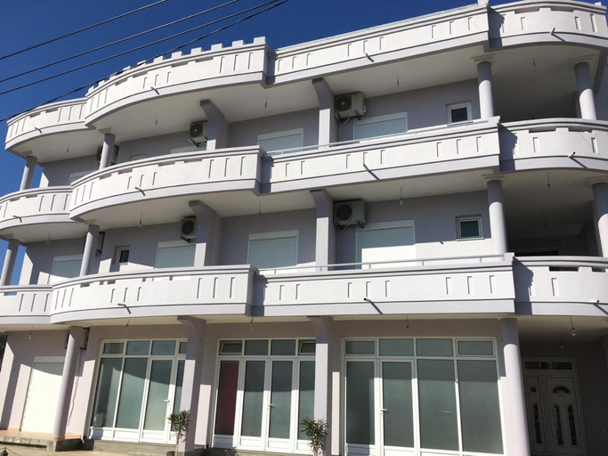 Others 3, Apartments Flamida