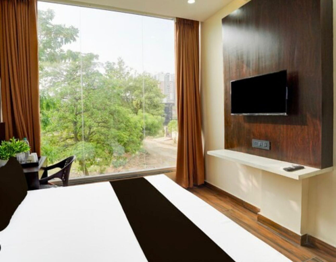 Others 5, Yati Suites, Gautam Buddha Nagar