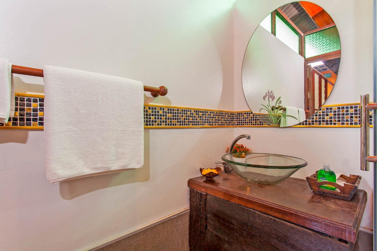Bathroom 4, Panvaree Resort, Ban Ta Khun